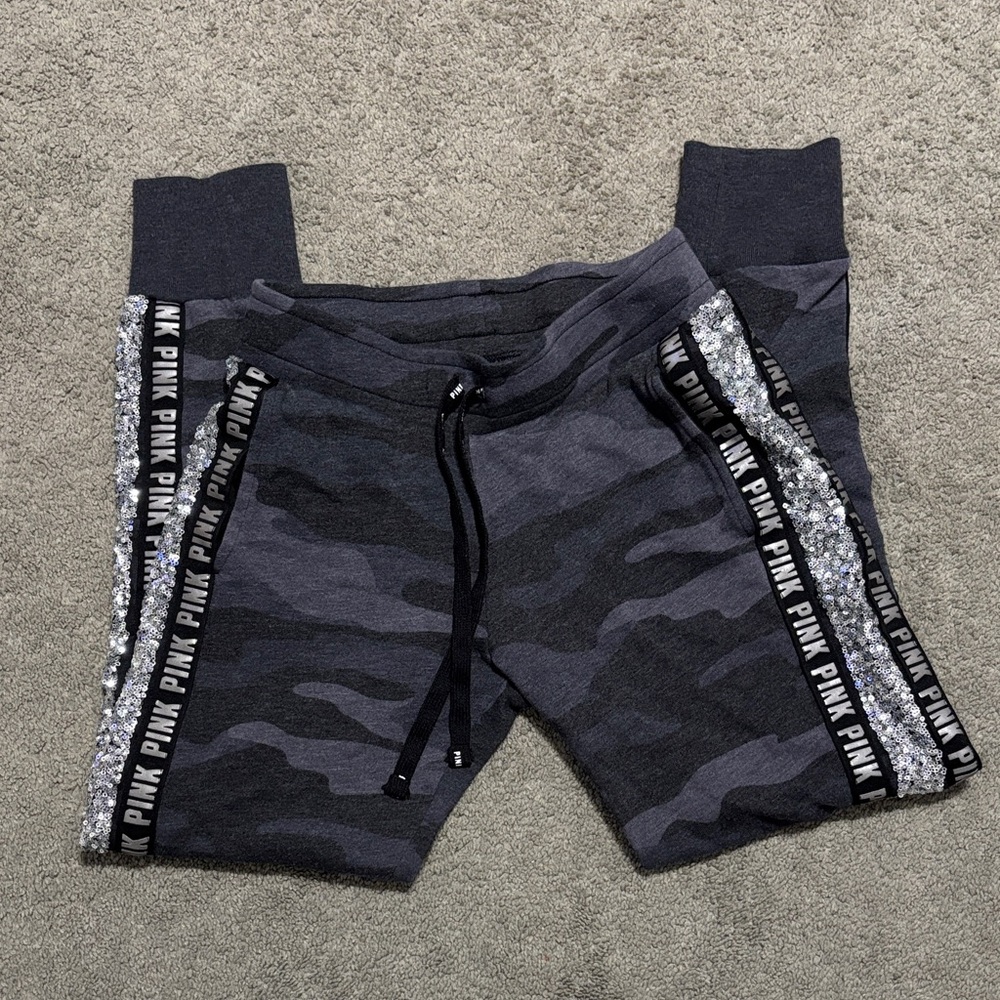 PINK Victoria's Secret Gray Camo Joggers
